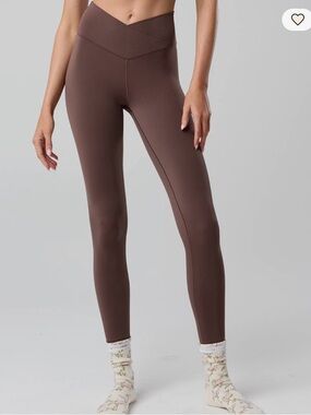 OFFLINE By Aerie Real Me High Waisted Crossover Legging 7/8 length sz M